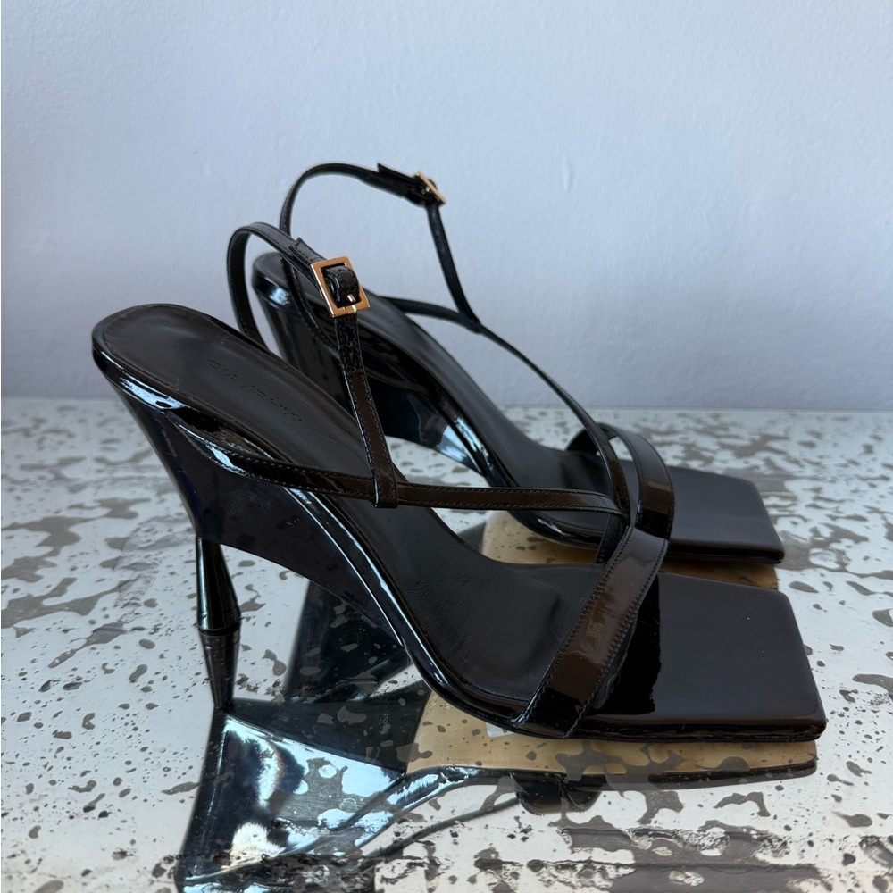 GIA/RHW Black Strappy Heeled Sandals SZ 39.5